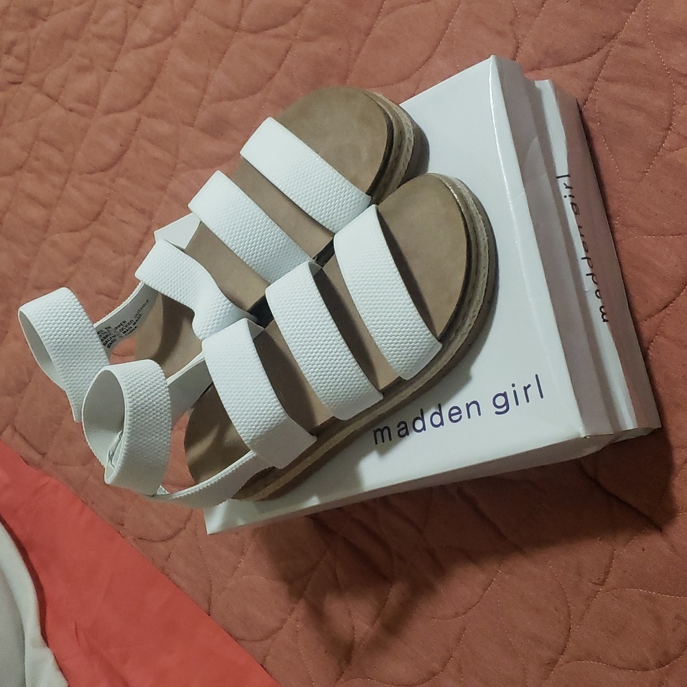 White Lomie Madden Girl sandals 8m